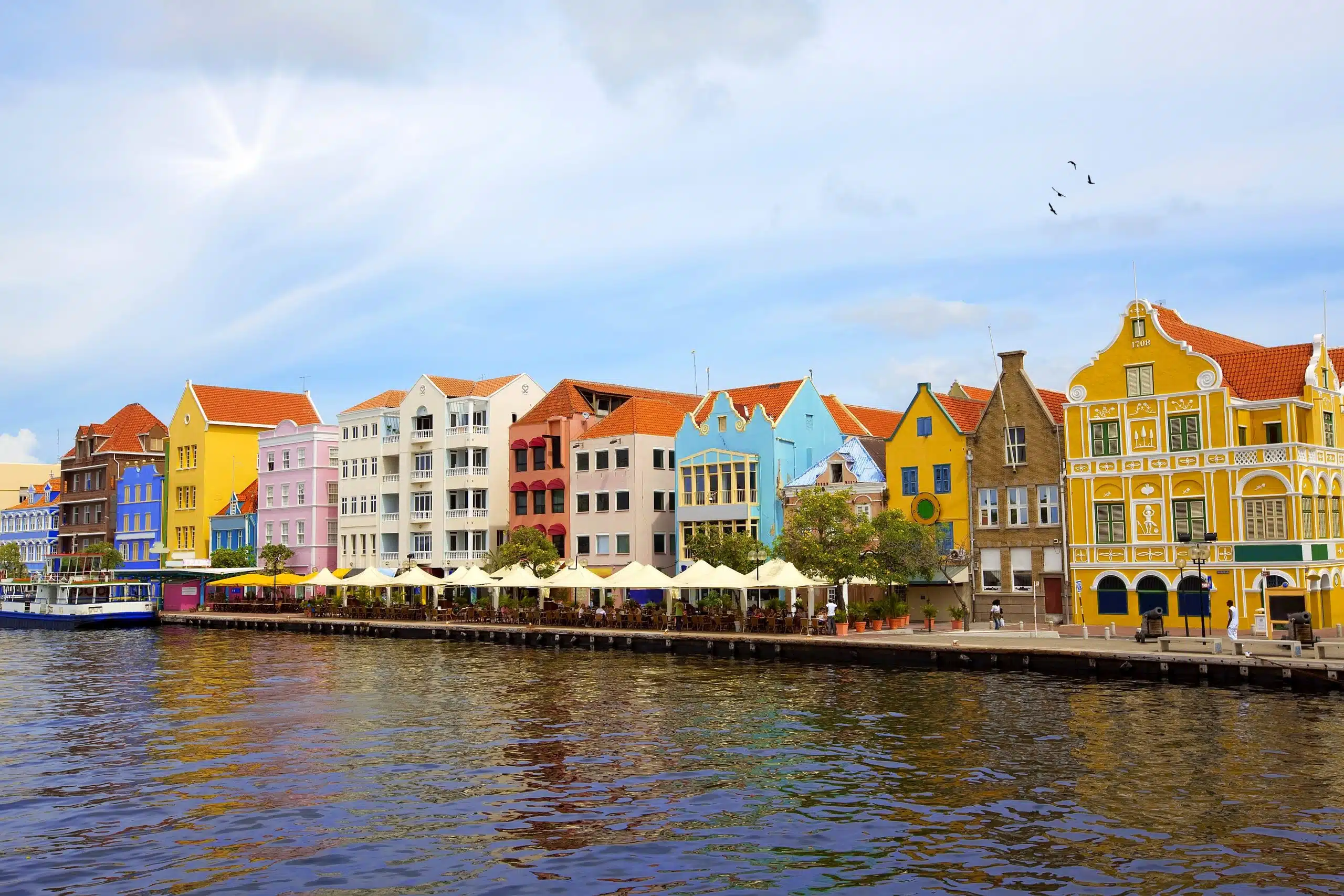 Curacao-Buildings
